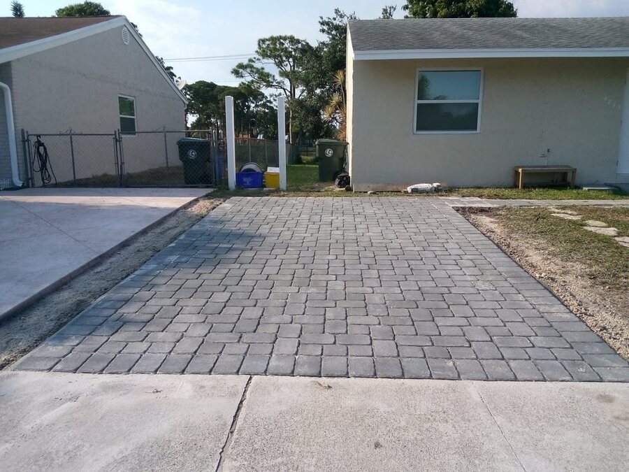 Gray paver driveway installation, Manny's Paver Creation