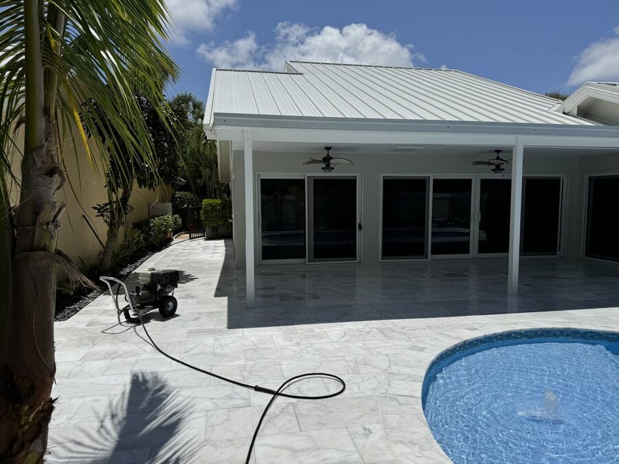 Screened paver pool deck and patio, Manny's Paver Creation